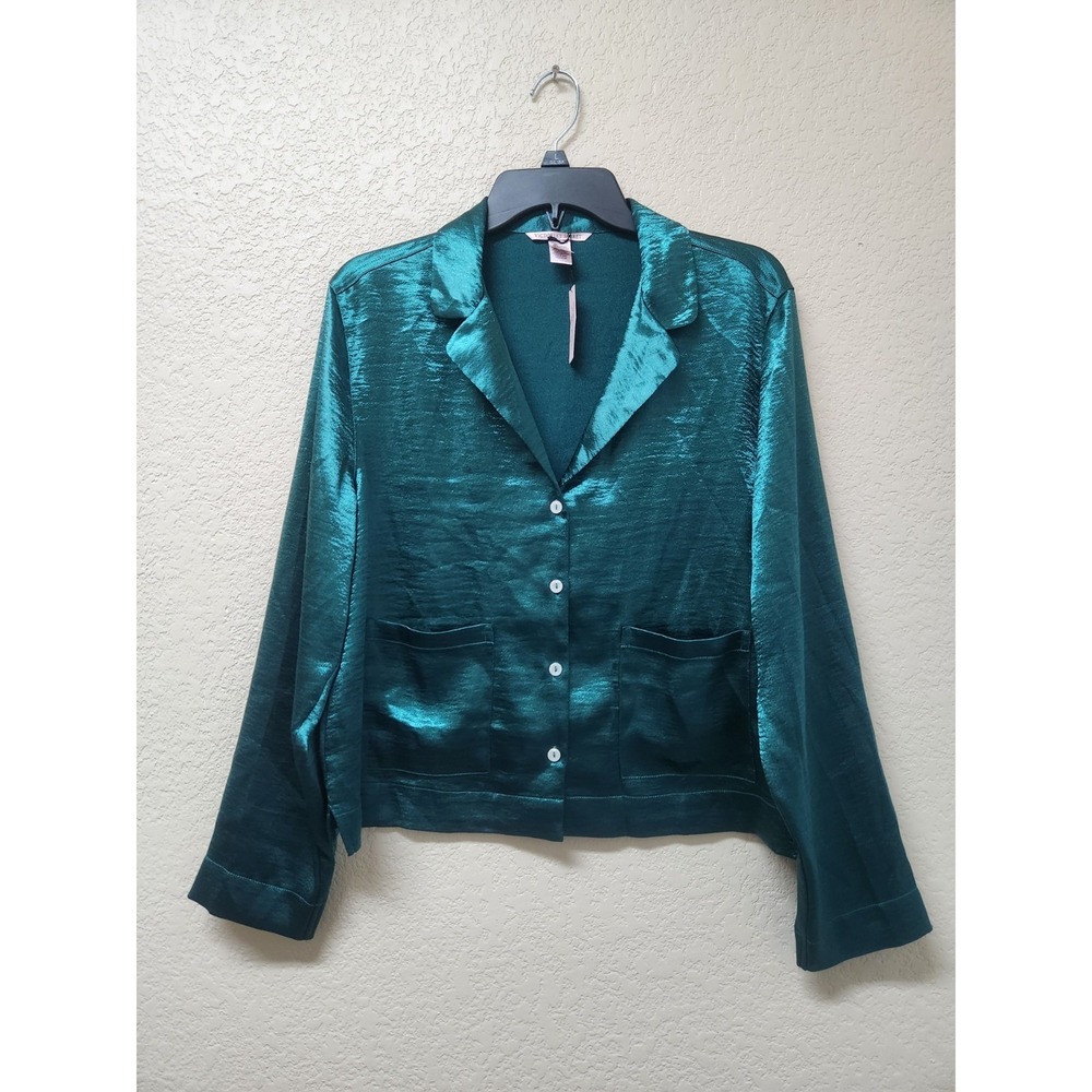 Victorias Secret Green Satin Pajama Top Shirt NWT Casual Women Crop Blazer Sz M